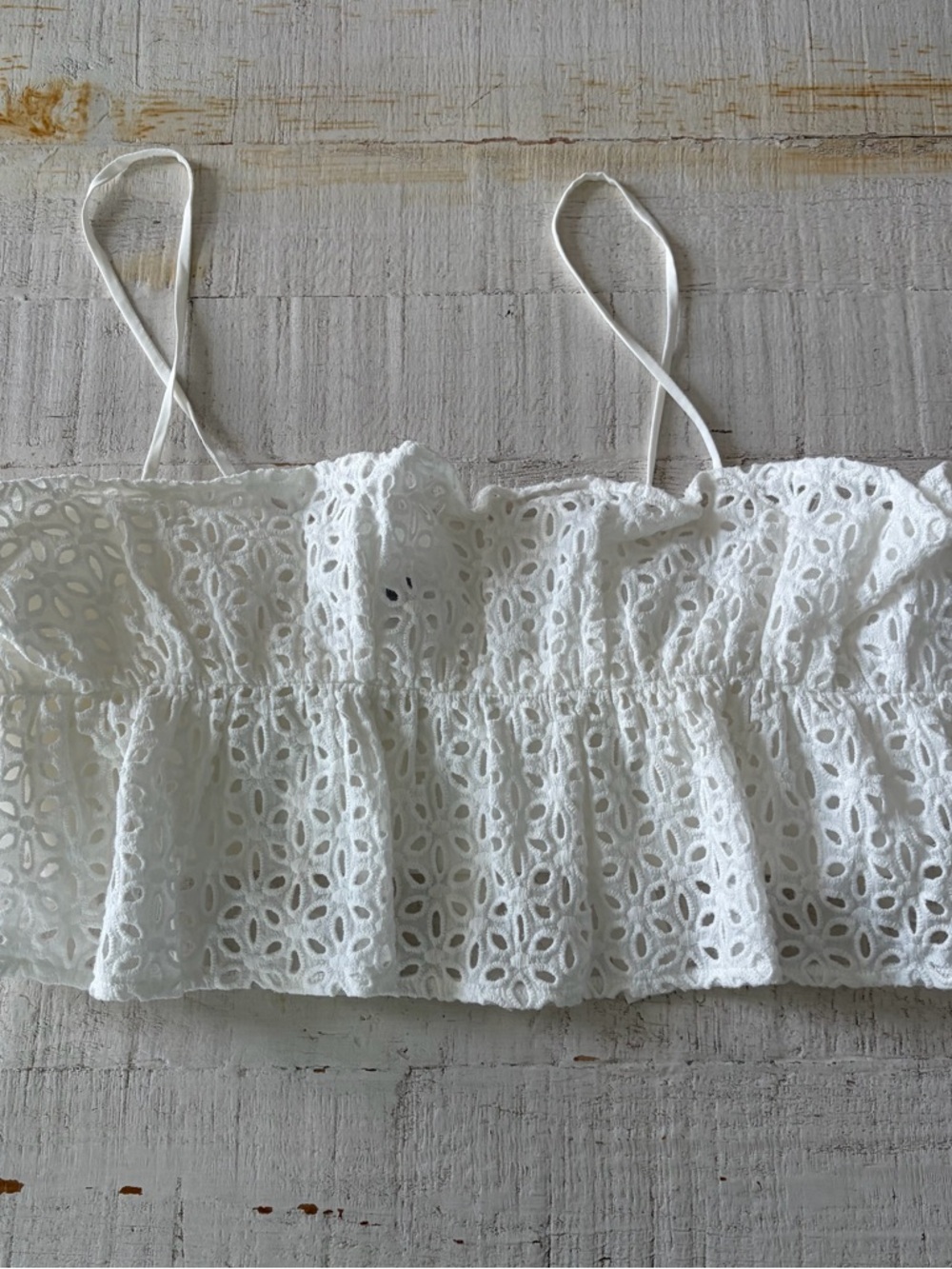 Hello Molly size 8 L.A. On My Mind White Eyelet Ruffle Crop Top Tie Back - Picture 4 of 13